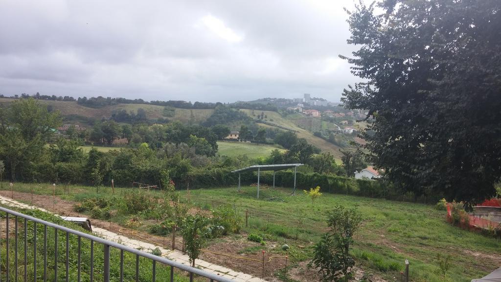 Bed and Breakfast Le Querce Ancona Exterior foto